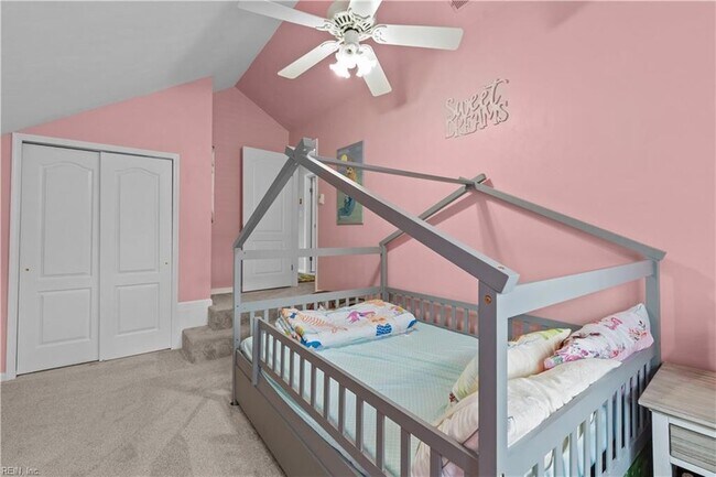 Building Photo - 181 Golden Maple Dr