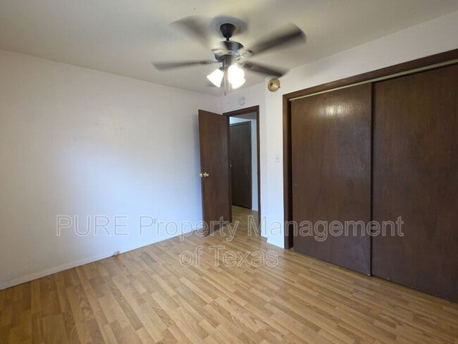 Building Photo - 12709 Burson Dr