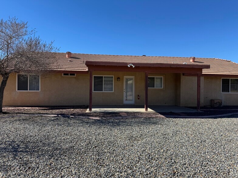 Building Photo - 16425 Chippewa Rd