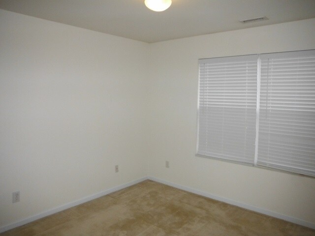 Building Photo - 1725-301 TW Alexander Drive, Durham, NC