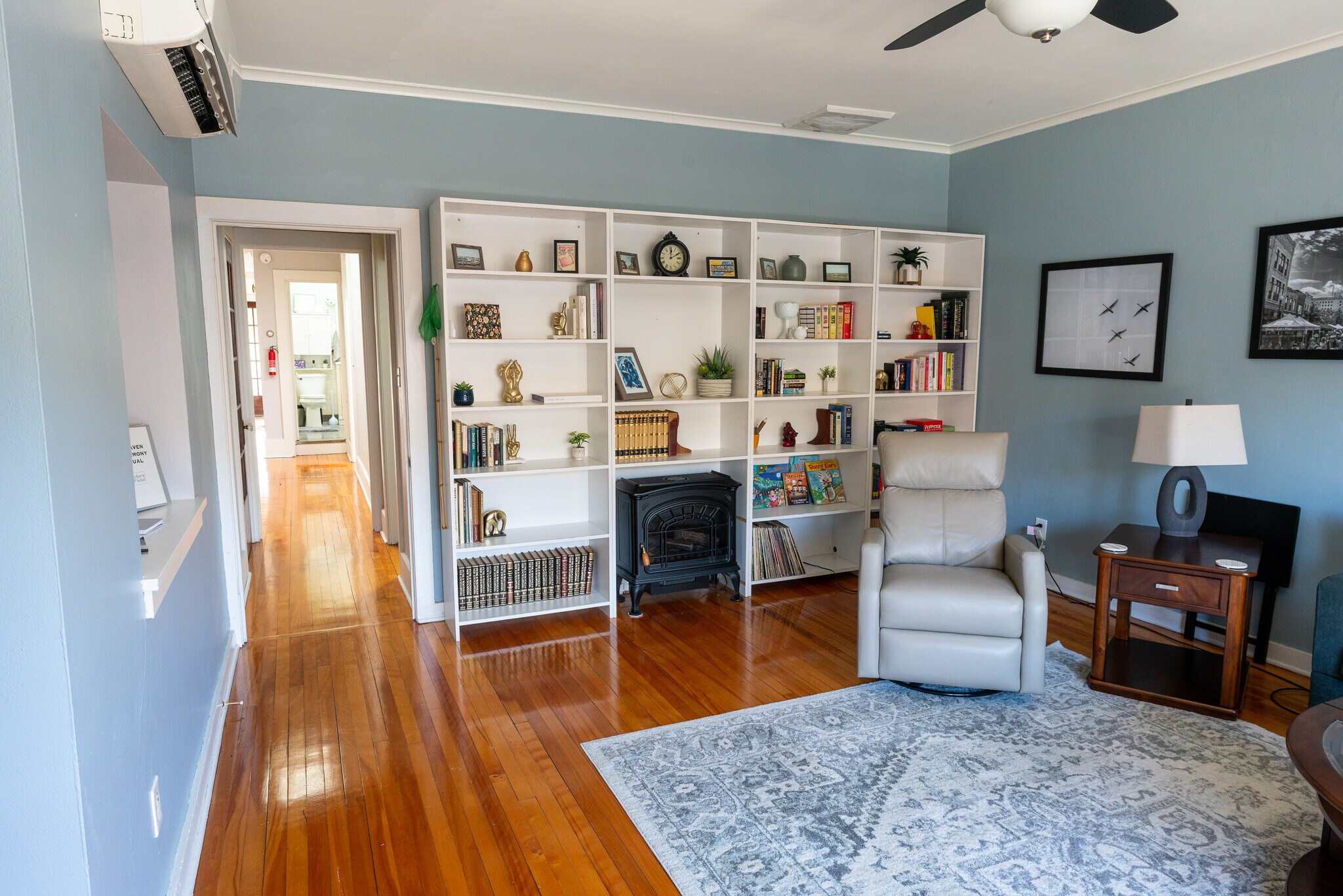 Building Photo - 456 N Main St