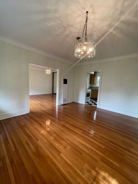 Formal dining room - 324 S Coronado St