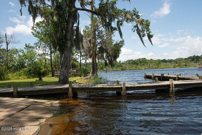 Building Photo - 149 Dockside Dr