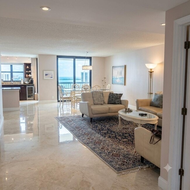 Building Photo - 1000 S Ocean Blvd