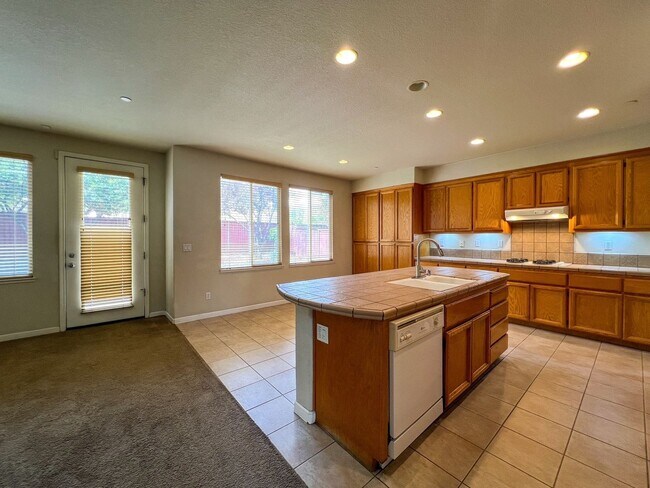 Building Photo - 151 San Marco Way