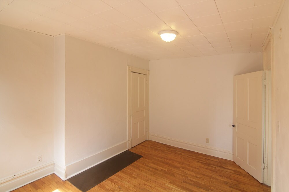 Building Photo - 620 West St