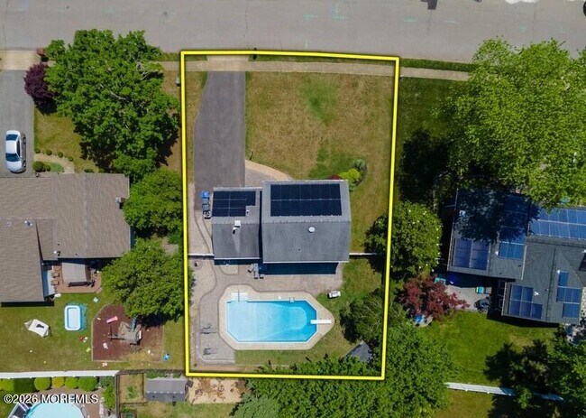 Building Photo - 960 Green Hill Blvd