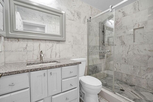 Building Photo - 1623 E Harmony Lake Cir