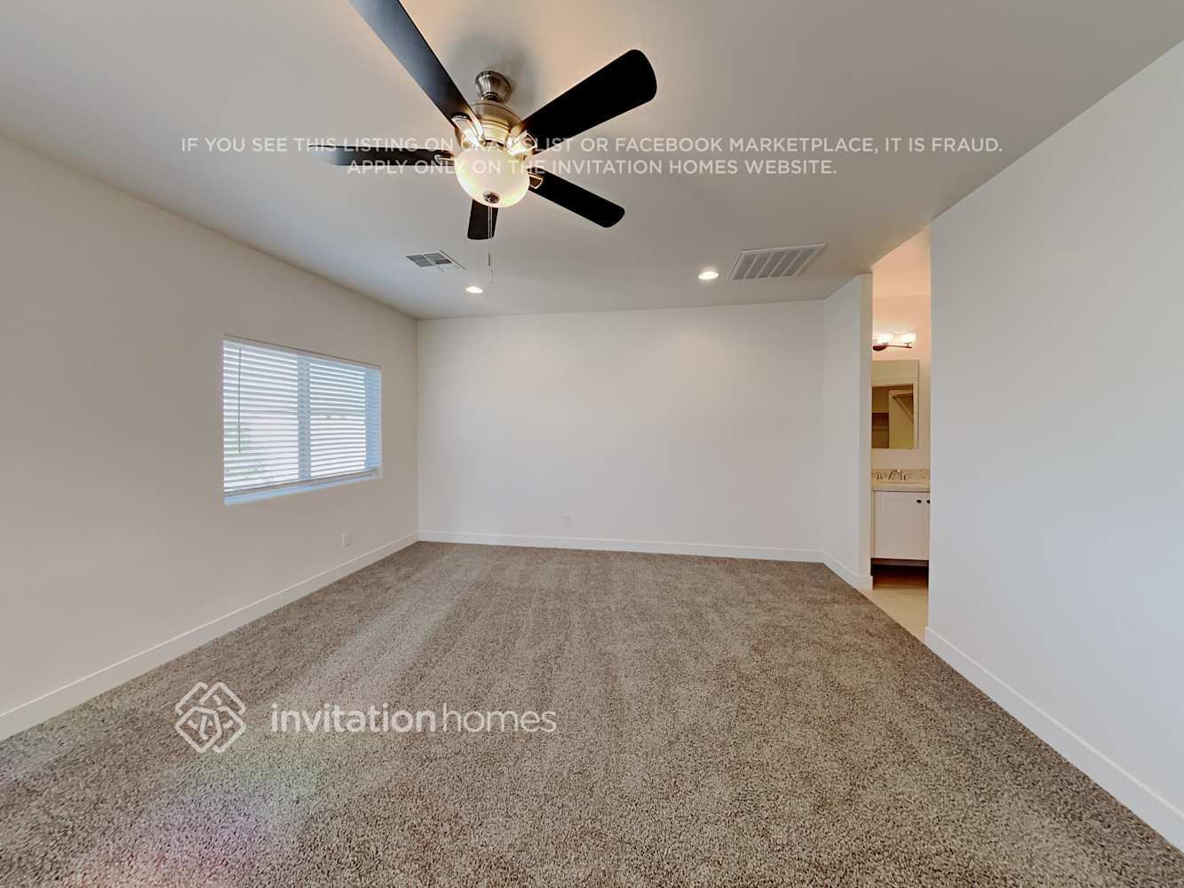 Building Photo - 16505 S 10th St