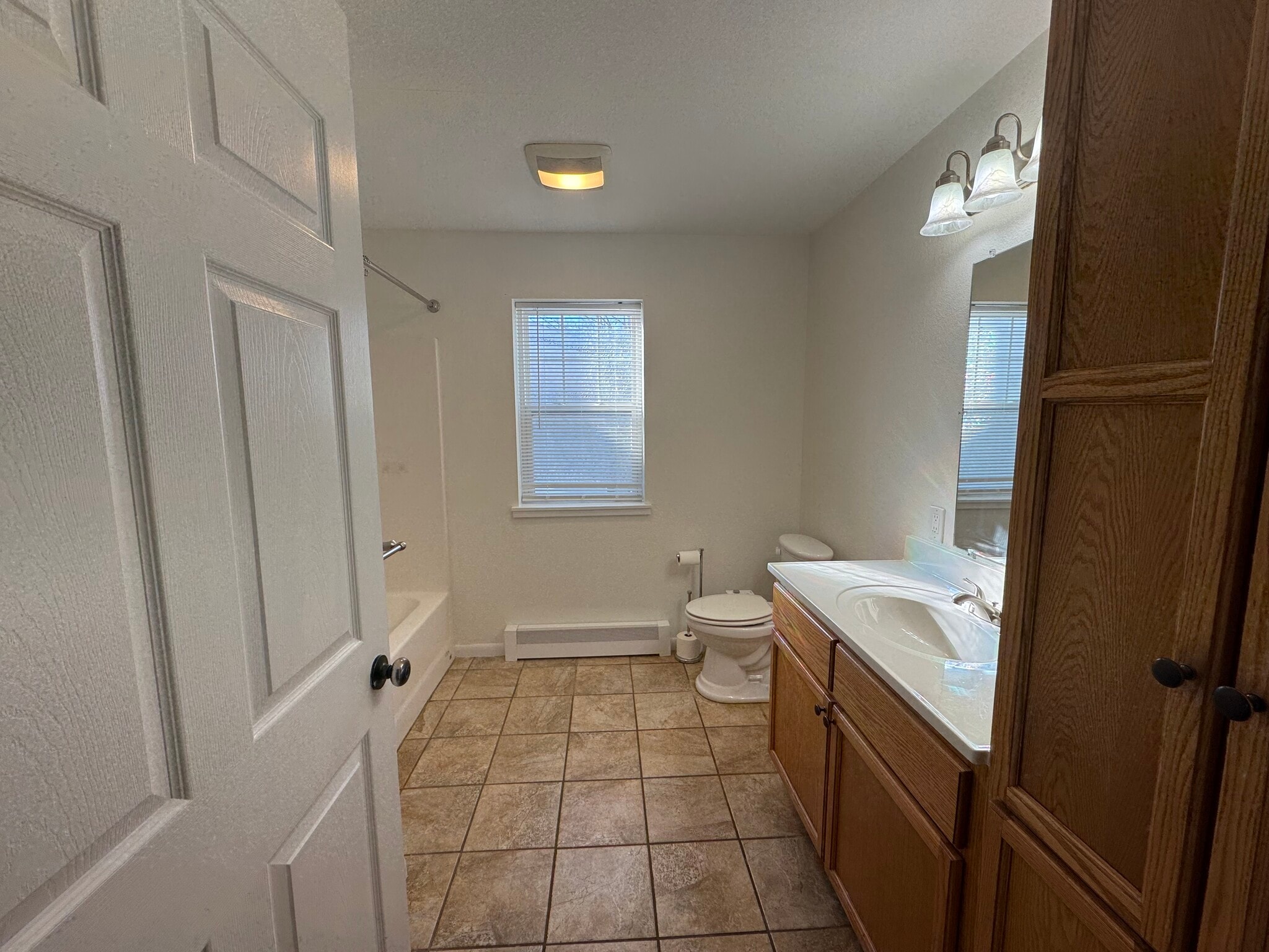 Building Photo - 3608 Madison St