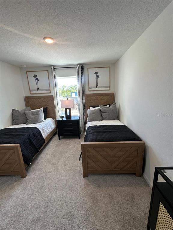 Building Photo - 874 Lynx St