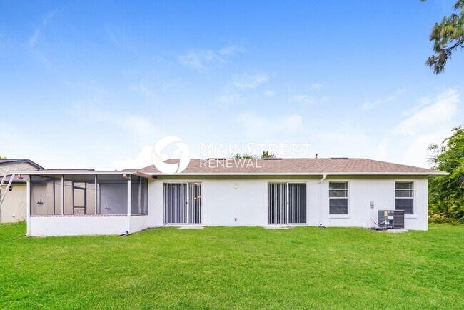 Building Photo - 3 Bedroom Pet-Friendly Home in ORLANDO, FL...