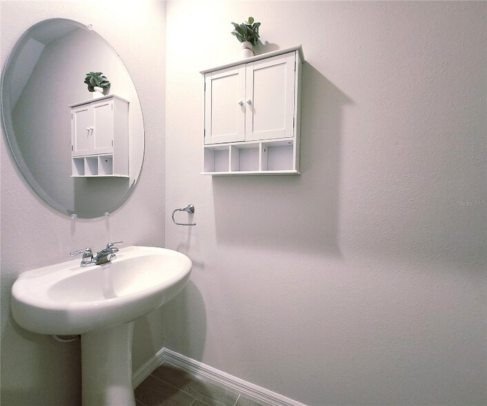 Building Photo - 17015 Coral Key Dr