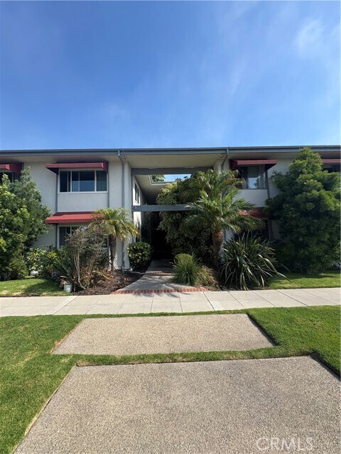 Building Photo - 24311 Santa Clara Ave