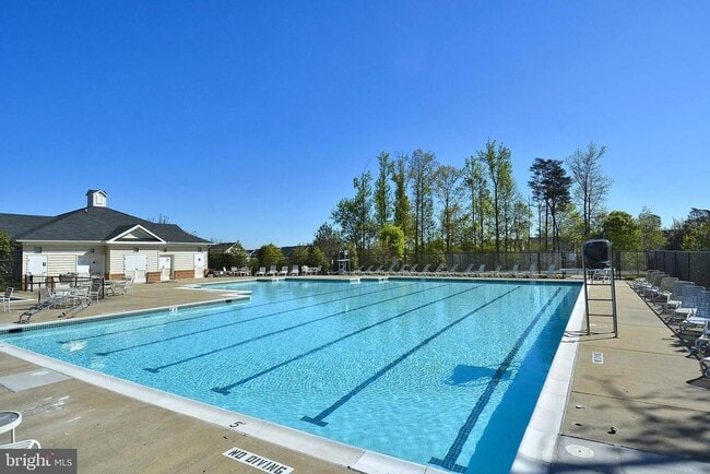 Building Photo - 8930 Milford Haven Ct