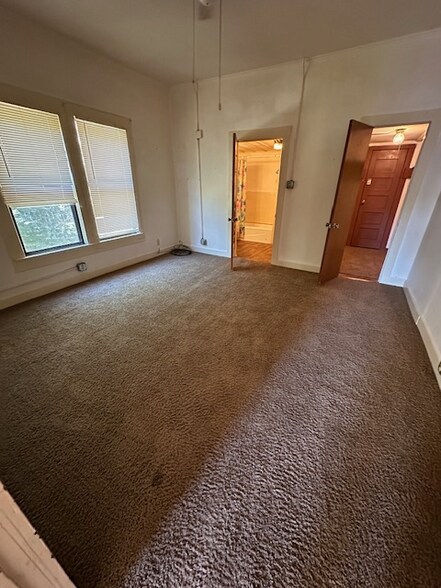 Building Photo - 2166 FM852