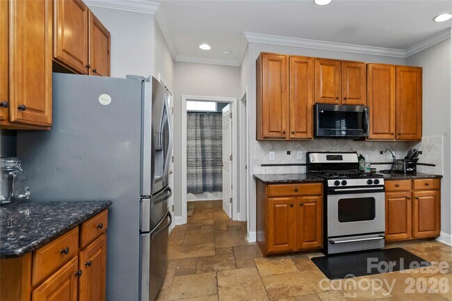 Building Photo - 11420 Mangla Dr