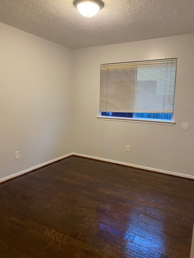 Building Photo - 20074 S Navaho Trail