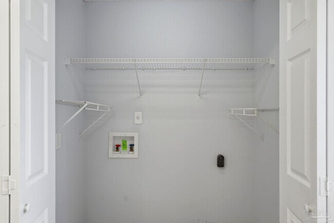 Building Photo - 1076 Antigua Cir