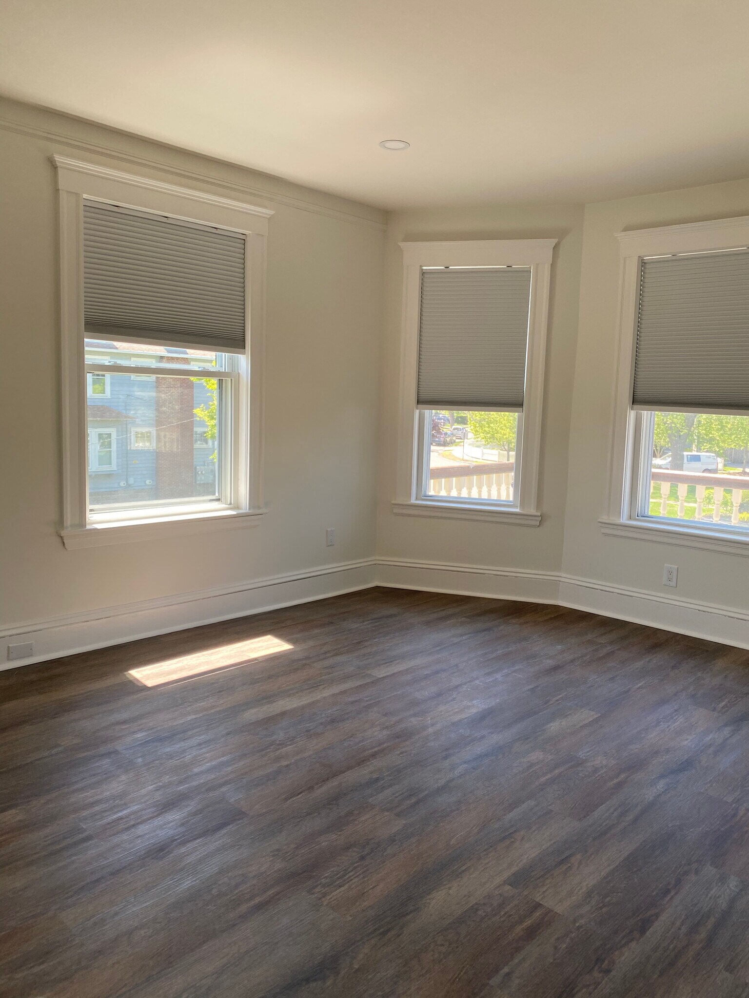 Spacious living room with plenty of natural light - 162 Circuit Rd