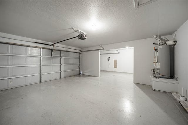 Building Photo - 2100 Benjamin Creek Dr