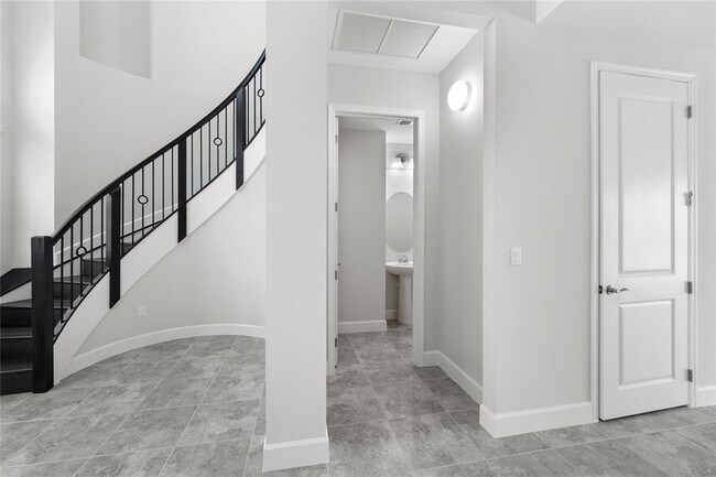 Building Photo - 5404 Liberty Ln