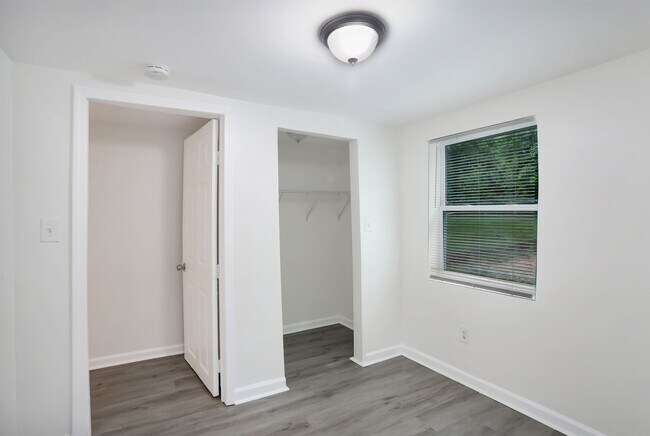 Building Photo - 1310 Pirkle Rd
