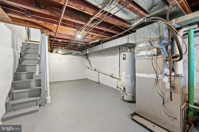 Building Photo - 601 Miller St