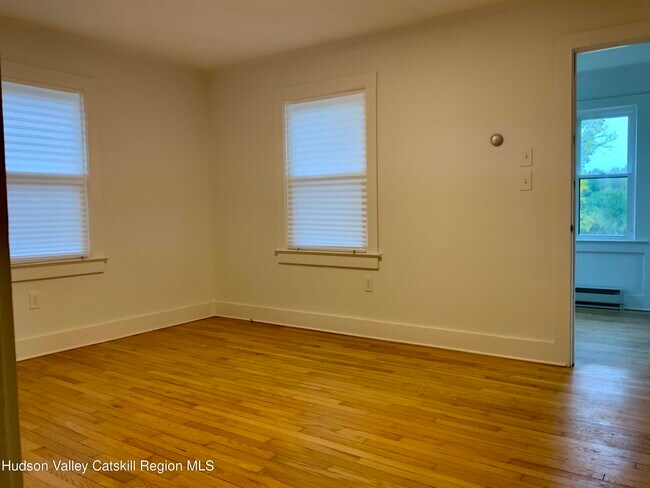 Building Photo - 1156 US-9