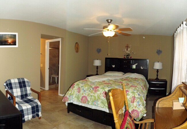 Building Photo - 16657 E Gunsight Dr