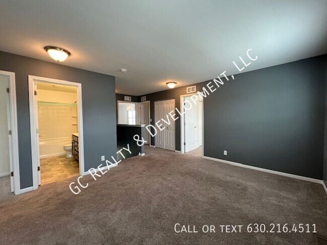 Building Photo - 846 Harwood Ave