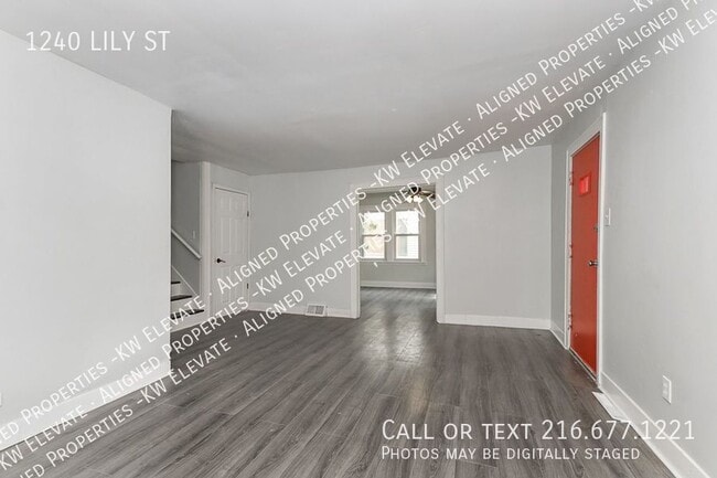 Building Photo - 1240 Lily St