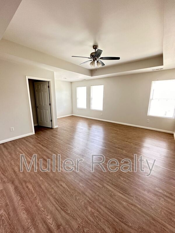 Building Photo - 4803 Fennel Rd