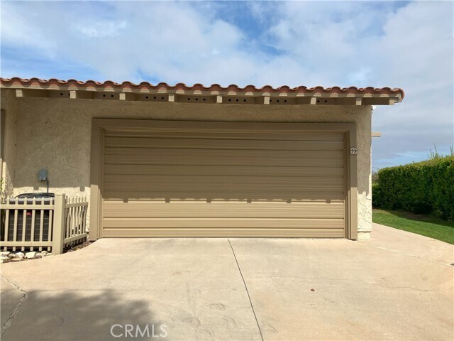 Building Photo - 99 Hilltop Cir