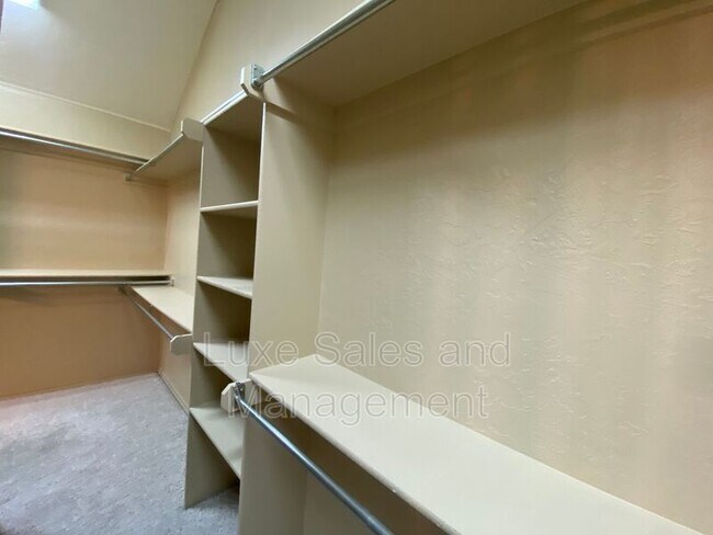 Building Photo - 509 Allison Ln