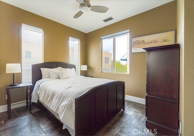 Building Photo - 21 Vantis Dr