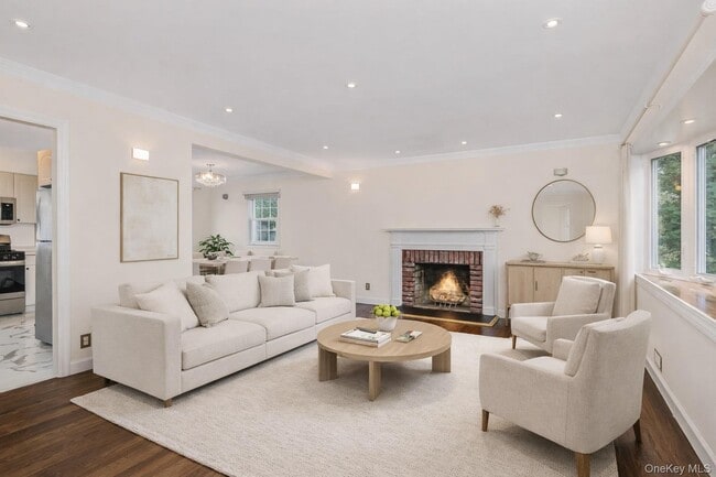 Building Photo - 42 Tower Hill Dr