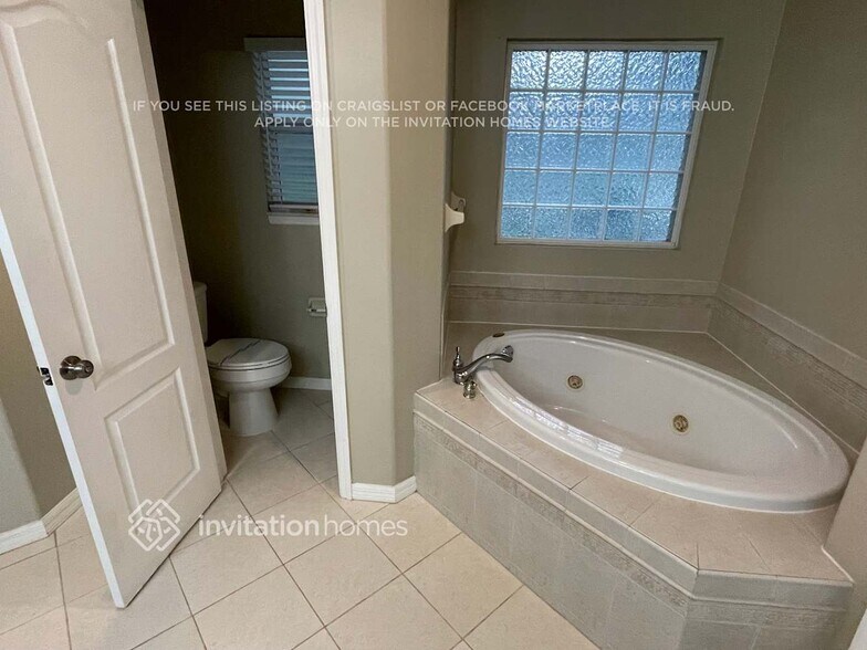 Building Photo - 27 Oakland Pointe Cir