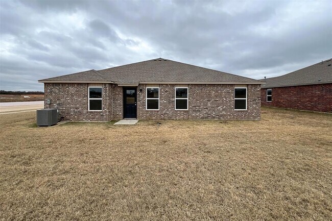 Building Photo - 4301 Driftwood Dr