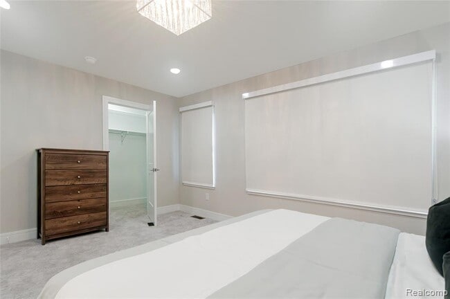 Building Photo - 212 Innovation Dr