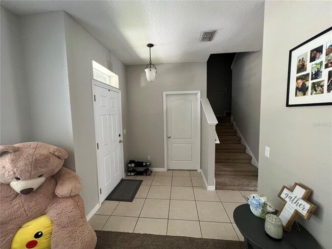 Building Photo - 13213 Silver Strand Falls Dr