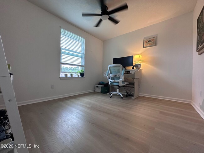 Building Photo - 2791 Hidden Village Dr