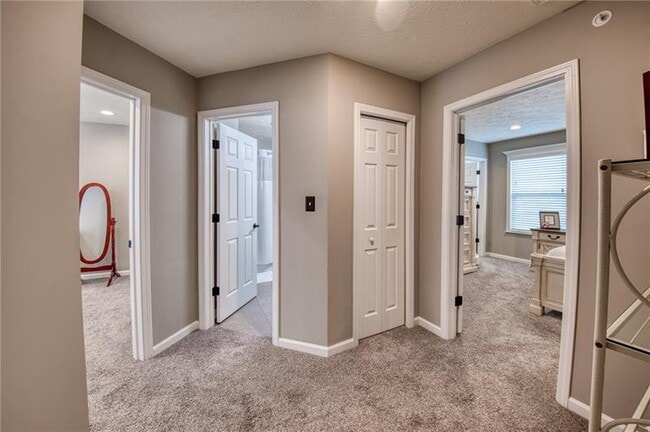 Building Photo - 109 Shaley Dr