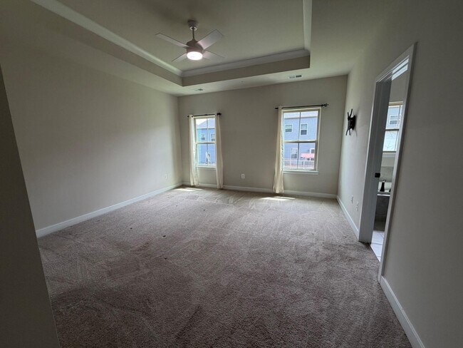 Building Photo - 6029 Goshawk St
