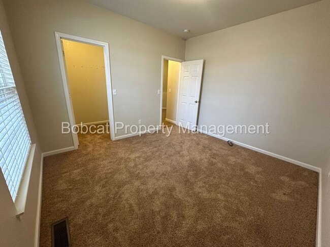 Building Photo - 1371 Chichester Dr