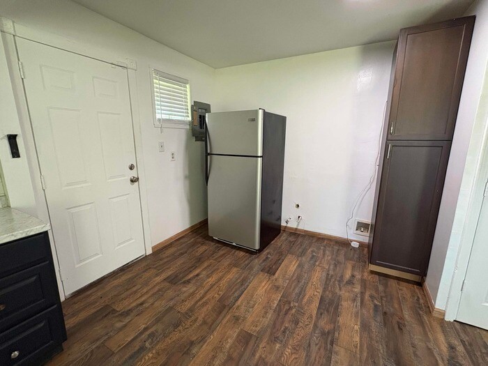 Building Photo - 16010 AR-365