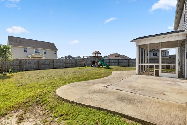 Building Photo - Sterling Farms Beauty!