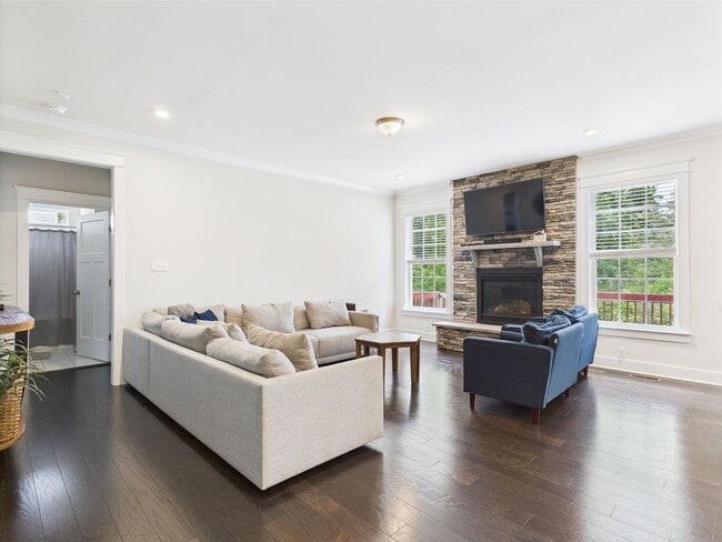 Building Photo - 6837 Sir Galahad Ct.