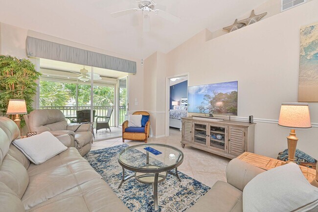 Building Photo - ** 2 Bed/2Bath + Den Condo FULLY FURNISHED...