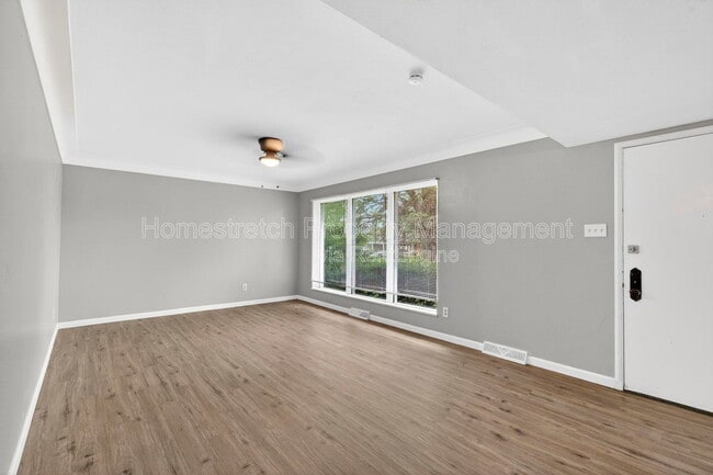 Building Photo - 1810 Mora Ln